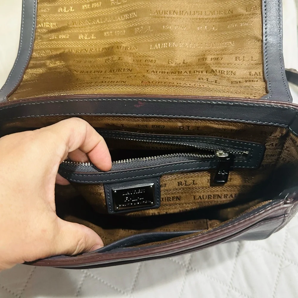 Ralph Lauren  Elegant Gray Leather Crossbody Bag - Picture 10 of 13